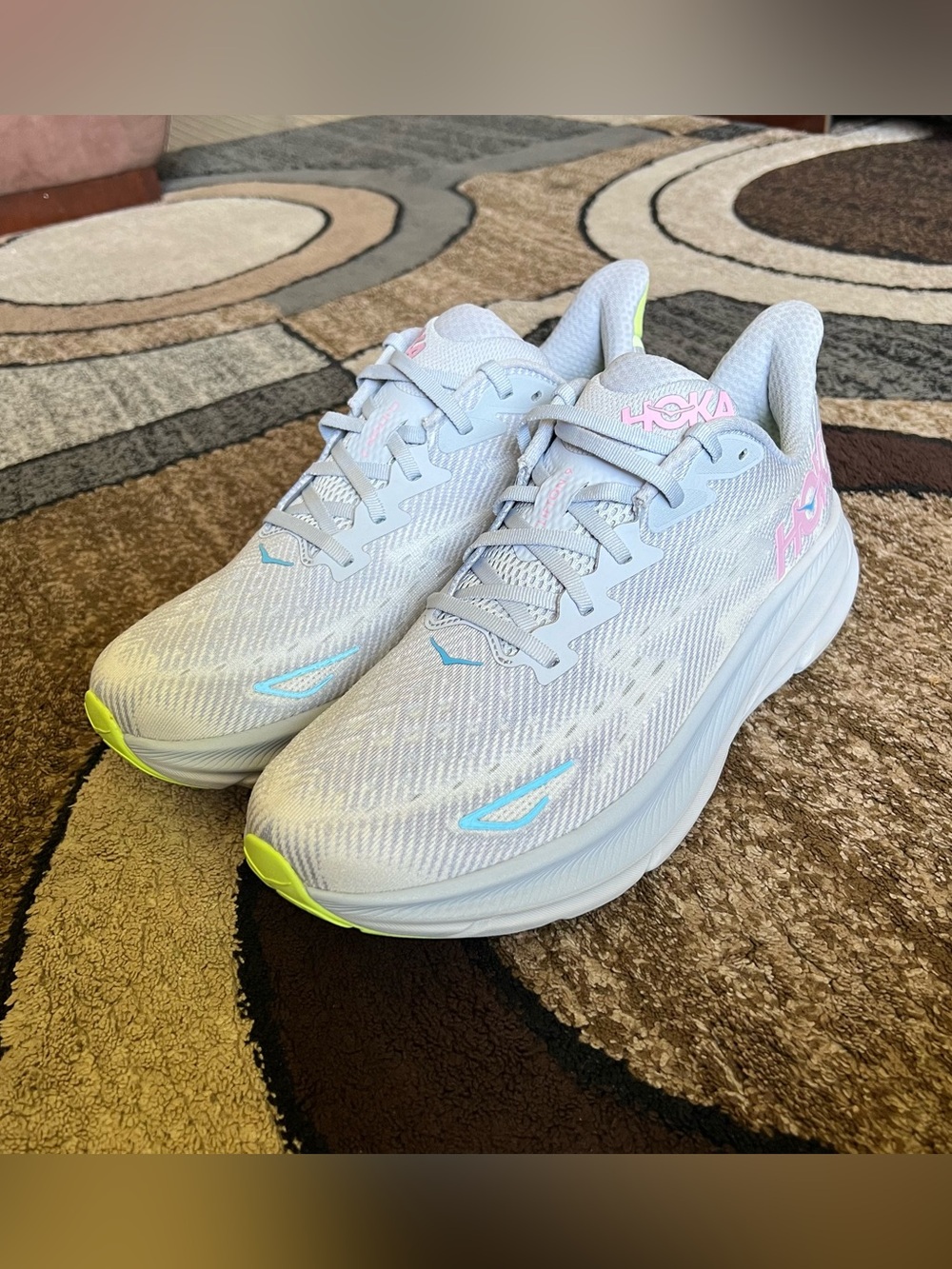HOKA Clifton 9 Women's Road-Running Shoes Size 12B